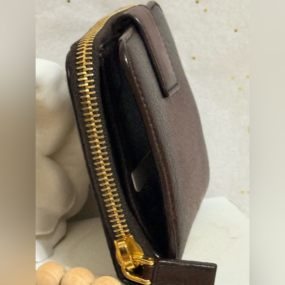 Vintage Prada Dark Brown Leather Wallet with Gold Logo - Picture 7 of 14